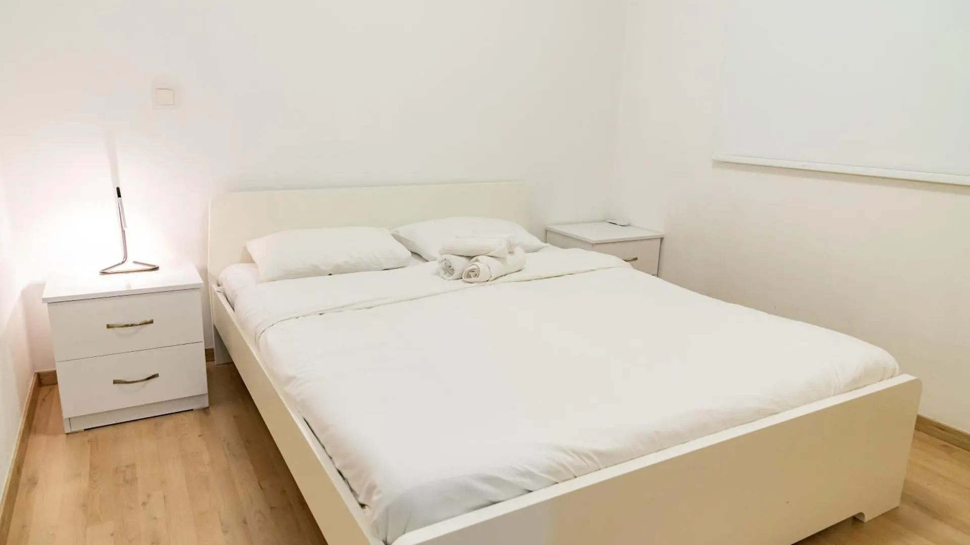 Earth Apartment Larnaca Cipro